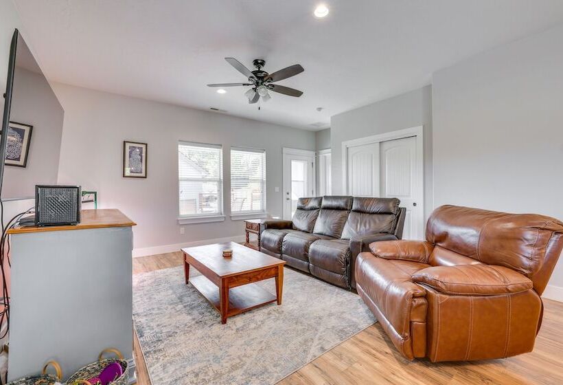 Dog Friendly Boise Home W/ Covered Patio & Grill!