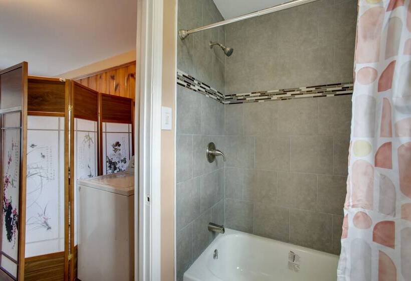 Donaldsville Vacation Home Near Mississippi River