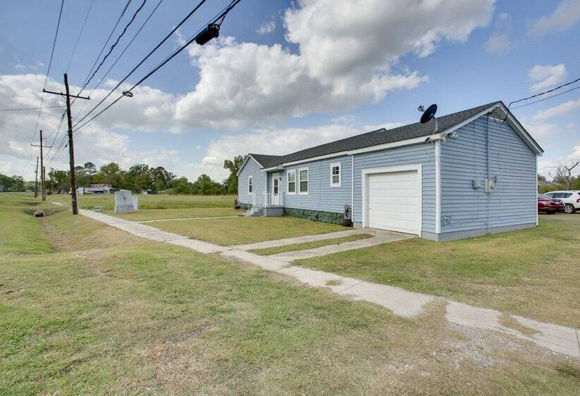 Donaldsville Vacation Home Near Mississippi River