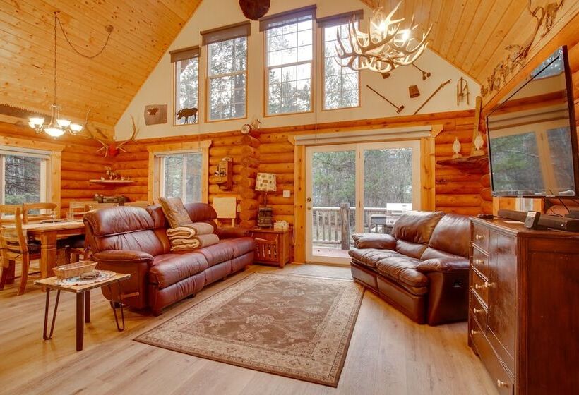 Donnelly Cabin W/ Private Deck: Near Lake Cascade!