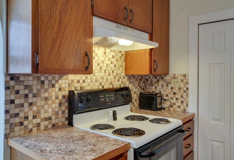 Downtown Coeur Dalene Retreat Near Lake & Parks!