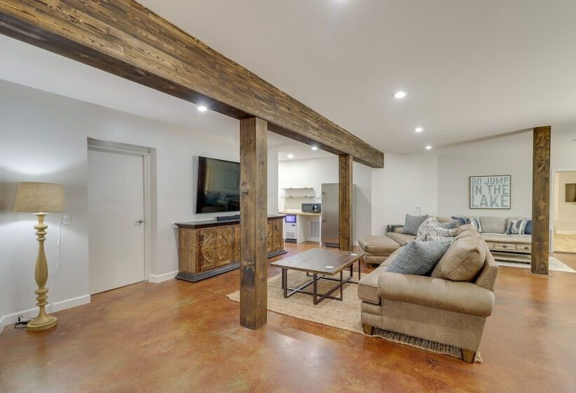 Luxury Lakefront Retreat W/ Deck & Patio!