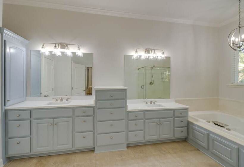 Luxury Lakefront Retreat W/ Deck & Patio!