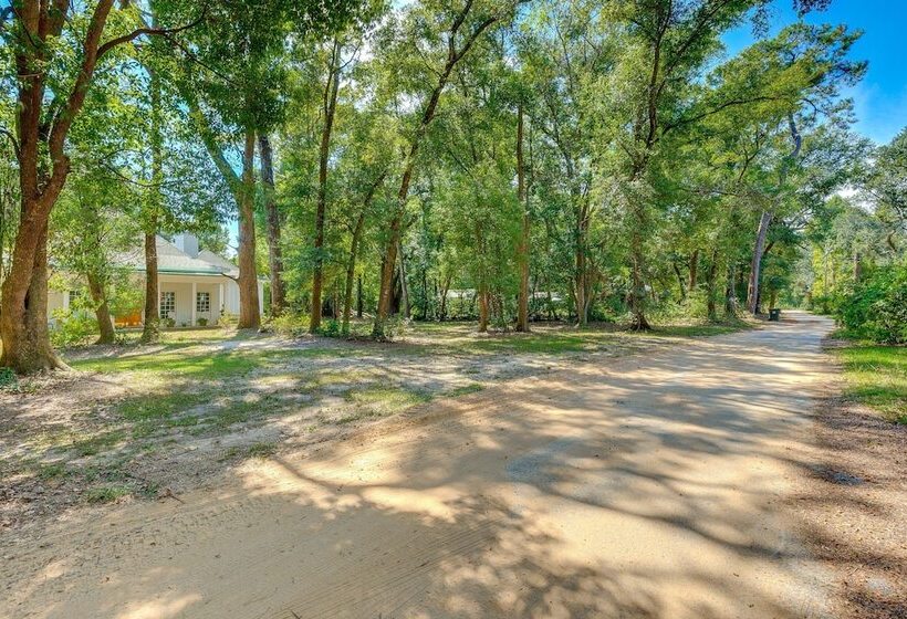 Fairhope Cottage: 2 Mi To Town & Pier!