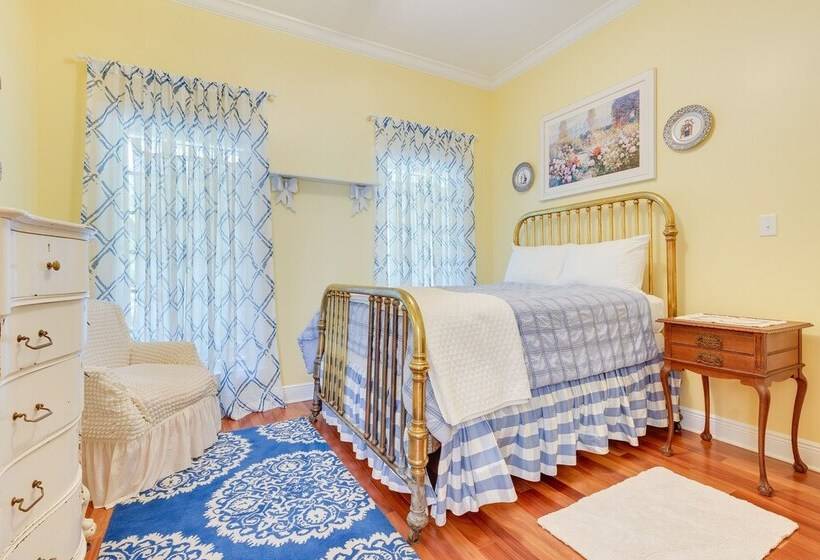 Fairhope Cottage: 2 Mi To Town & Pier!