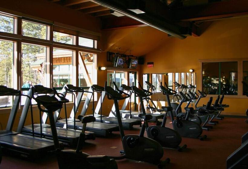 Expansive Tahoe Donner House With Hot Tub!