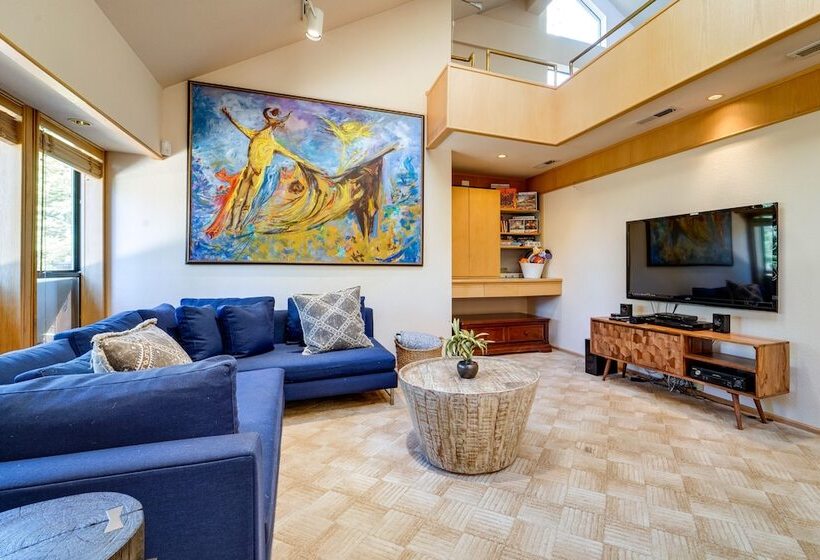 Expansive Tahoe Donner House With Hot Tub!