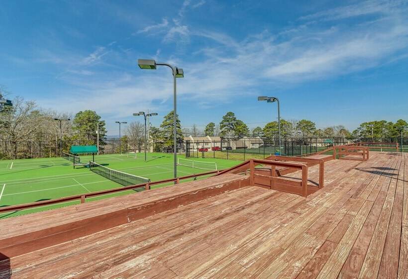 Fairfield Bay Retreat W/ Fireplaces & Lake Access