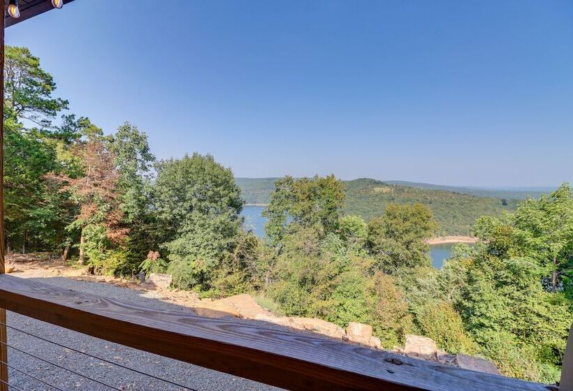 Family Friendly Edgemont Home W/ Deck & Lake Views
