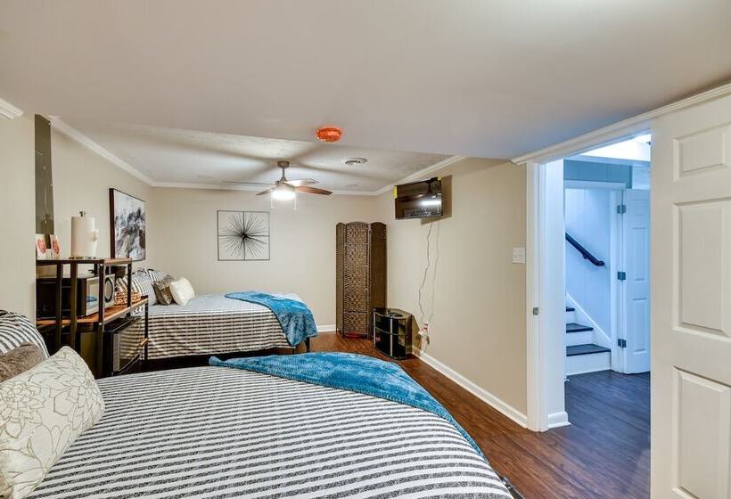 Family Friendly Tuskegee Home: 3 Mi To University!