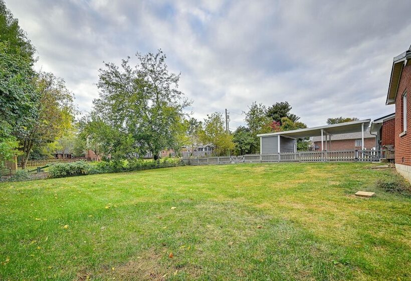 Family Friendly Versailles House: 12 Mi To Uk!