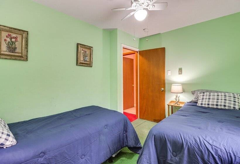 6 Mi To Jack Frost Ski Resort: Family Home W/ Deck