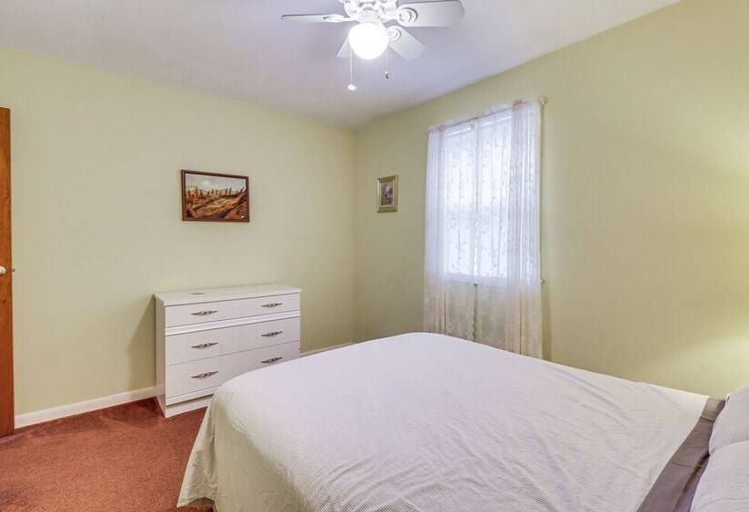 6 Mi To Jack Frost Ski Resort: Family Home W/ Deck