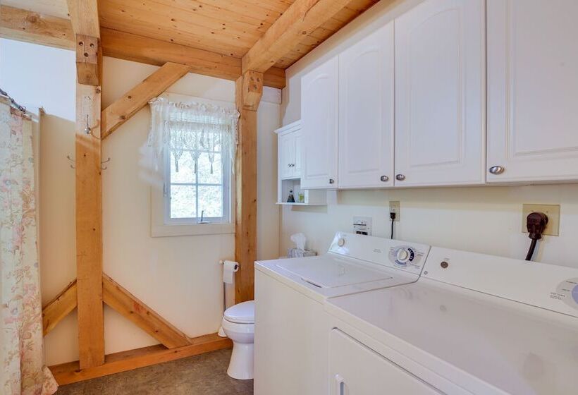 Frye Island Family Cabin With Lake & Beach Access!