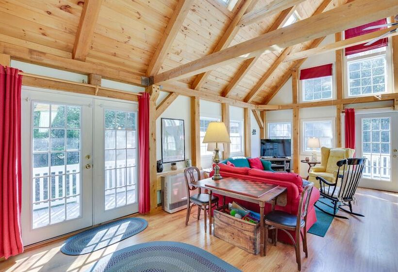 Frye Island Family Cabin With Lake & Beach Access!