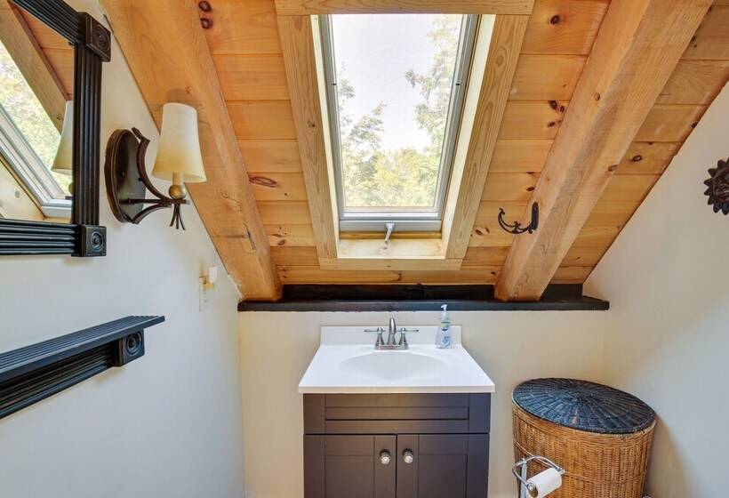 Frye Island Family Cabin With Lake & Beach Access!