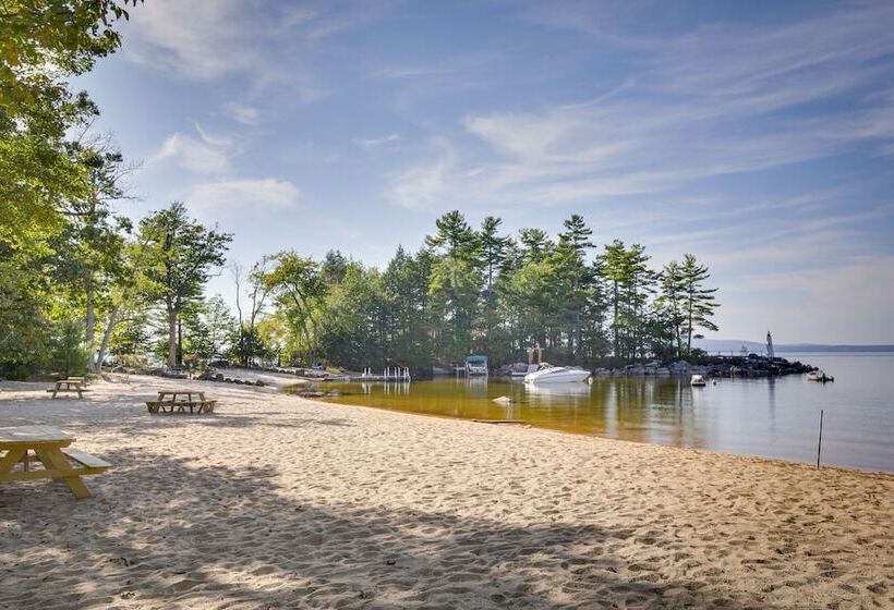 Frye Island Family Cabin With Lake & Beach Access!