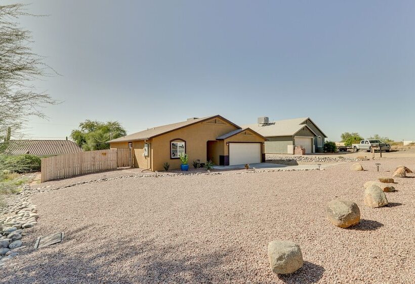 Gold Canyon Vacation W/ Private Patio & Fire Pit!