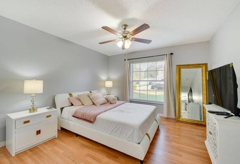 Gorgeous Kissimmee Oasis W/ Community Pool!