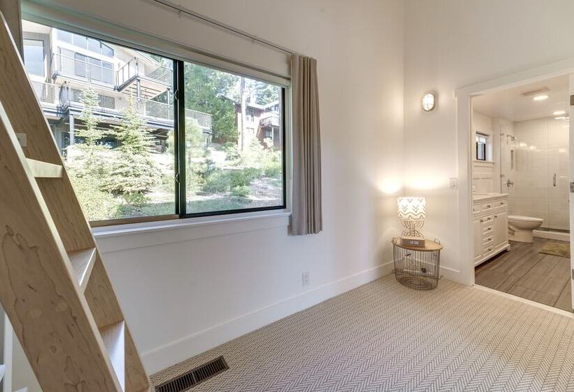 Gorgeous Tahoe City Home W/ Views, Steps To Beach