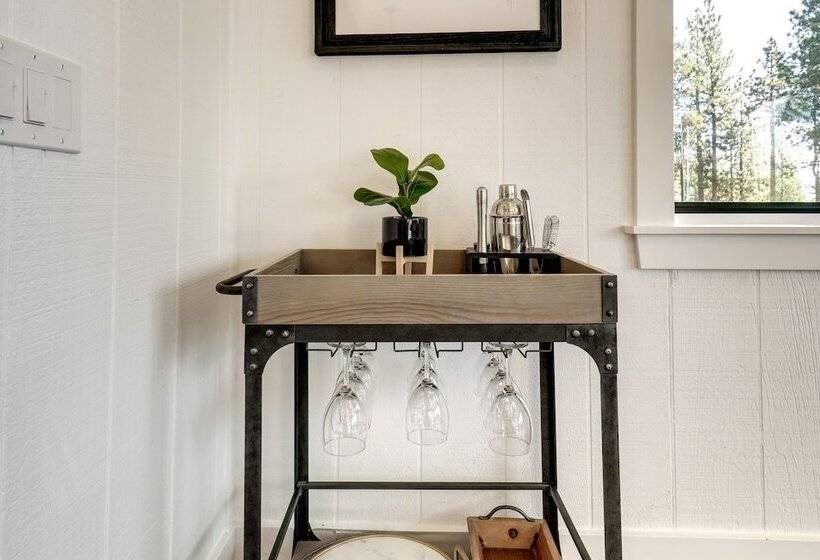 Gorgeous Tahoe City Home W/ Views, Steps To Beach