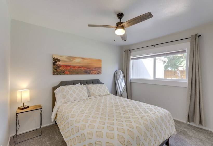 Grand Junction Home W/ Deck ~ 2 Mi To Downtown!