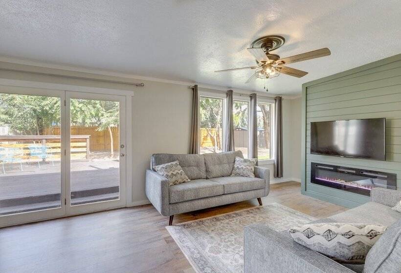 Grand Junction Home W/ Deck ~ 2 Mi To Downtown!