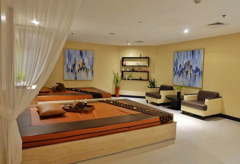 Grand Swiss Belhotel Darmo