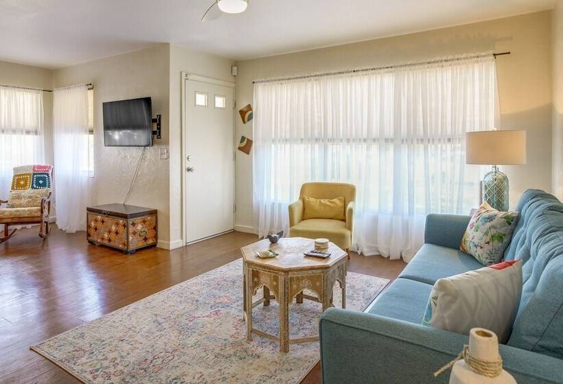 Centrally Located Gulfport Duplex W/ Patio!