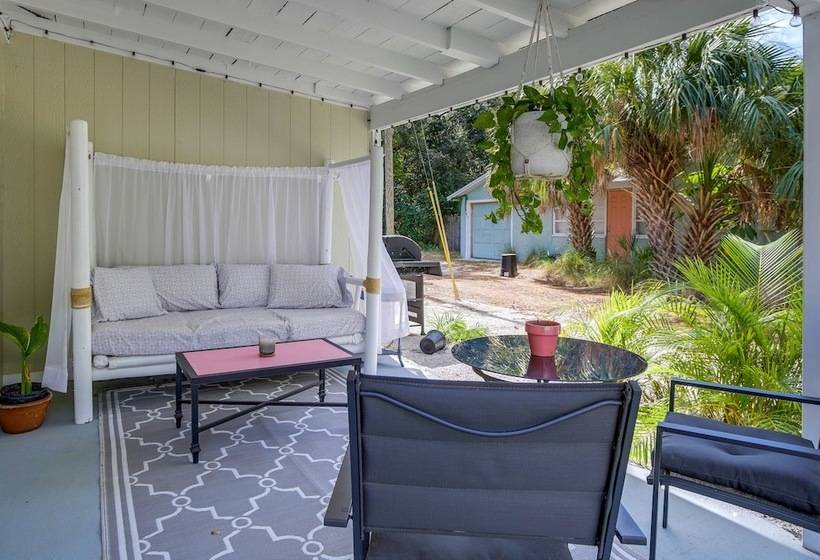 Centrally Located Gulfport Duplex W/ Patio!