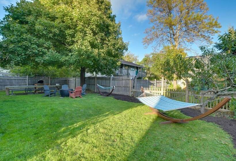 Historic Bar Harbor Home ~ 2 Blocks To Main St!