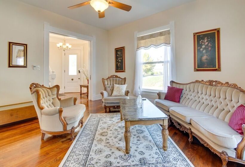 Historic Charleston Home < 1 Mi To University!