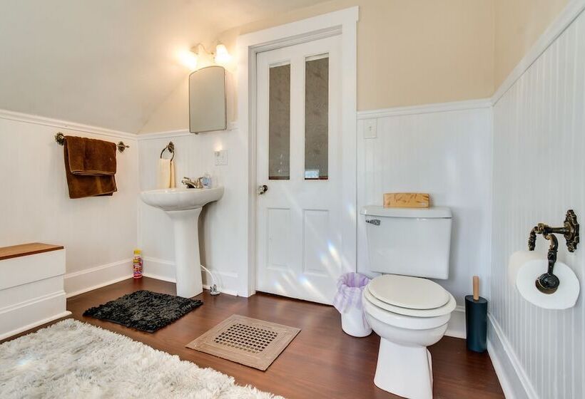 Historic Charleston Home < 1 Mi To University!