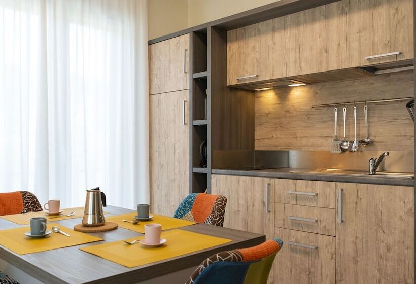 פונדק Arvo Residence Sila Lorica