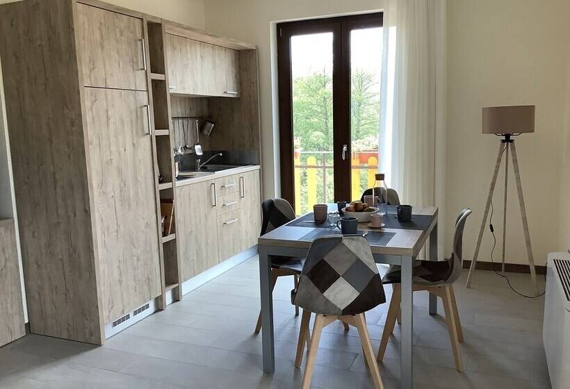 פונדק Arvo Residence Sila Lorica