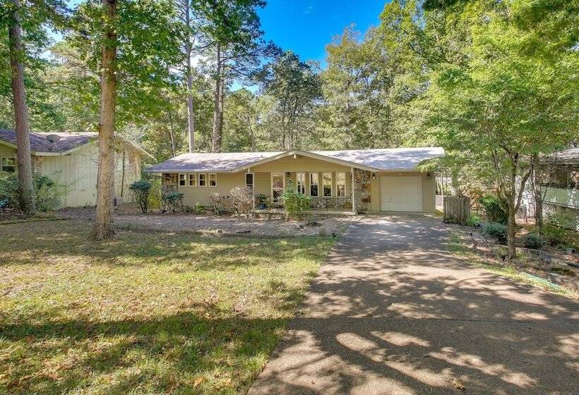 Hot Springs Village Haven W/ Community Amenities!