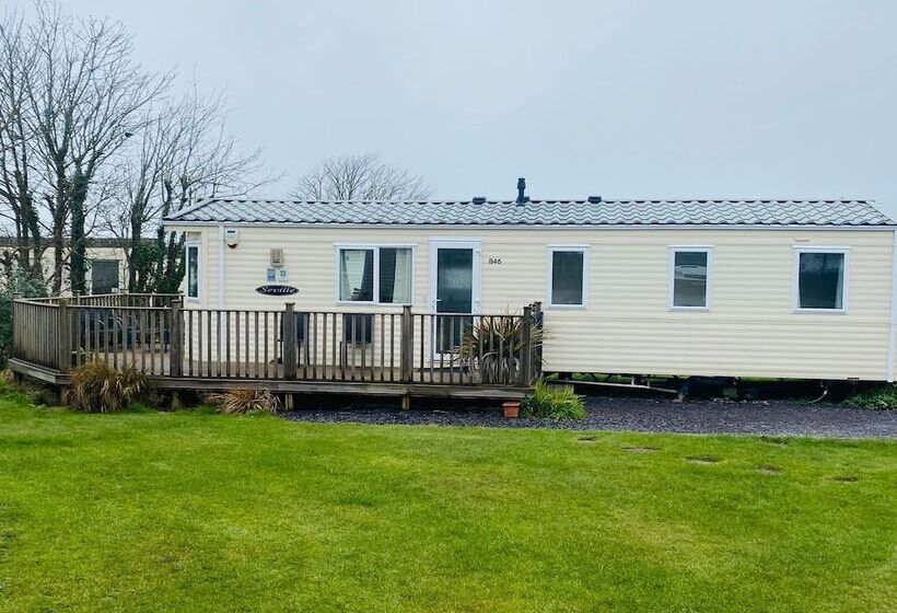 בית מלון כפרי Beautiful 3 Bed Static Caravan In Padstow