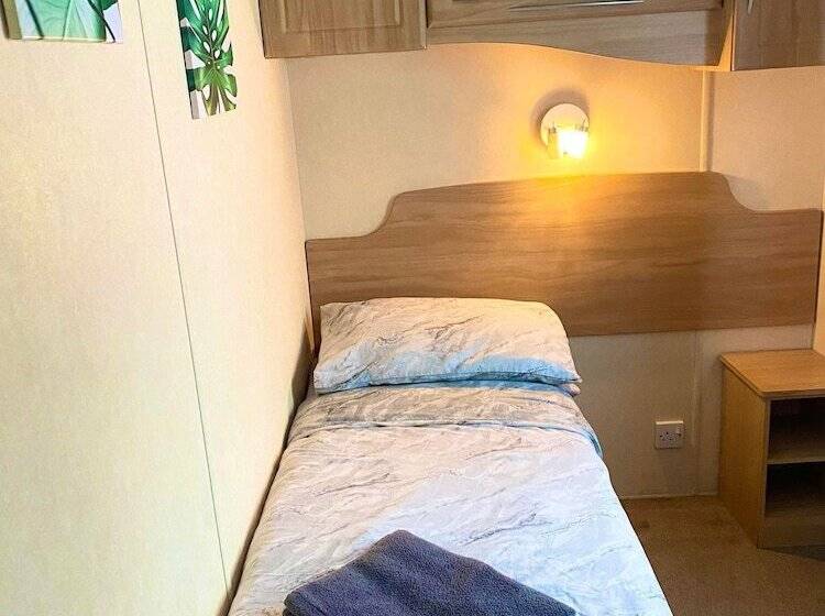 בית מלון כפרי Beautiful 3 Bed Static Caravan In Padstow