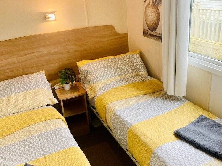 בית מלון כפרי Beautiful 3 Bed Static Caravan In Padstow