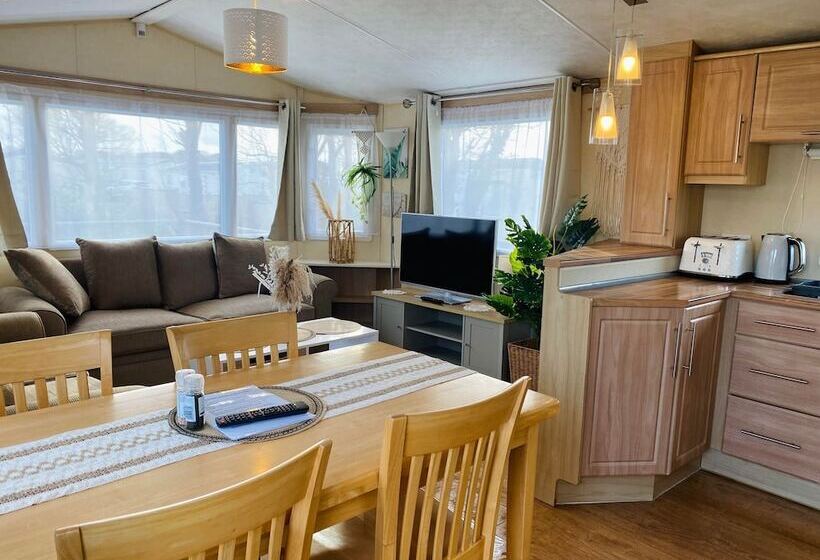 בית מלון כפרי Beautiful 3 Bed Static Caravan In Padstow