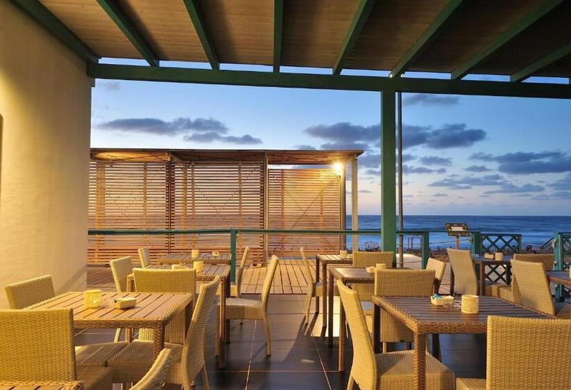 Отель Bellevue Sardinia Resort, Affiliated by Meliá