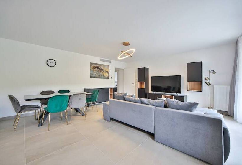 ホテル Blue Night International 71