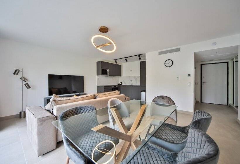 ホテル Blue Night International 71