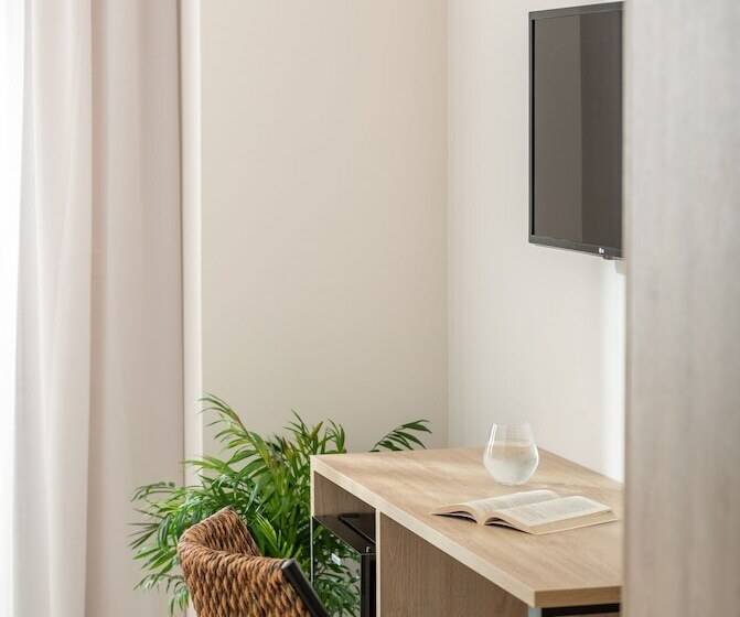 酒店 Calives Premium Stay