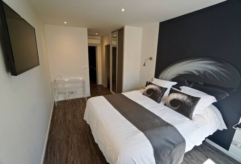 בית מלון כפרי Du Lion D Or