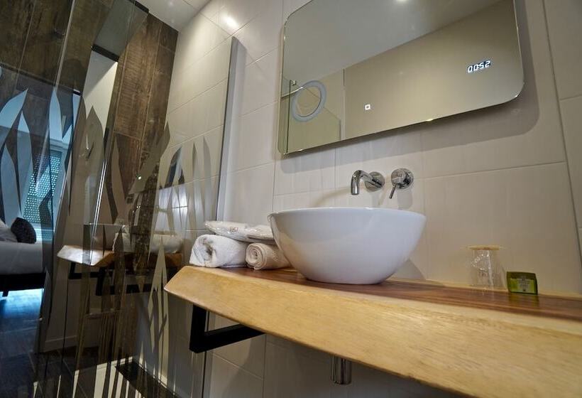 בית מלון כפרי Du Lion D Or