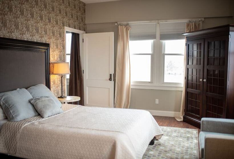 فندق Fountain View Inn