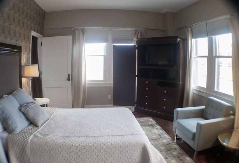 فندق Fountain View Inn