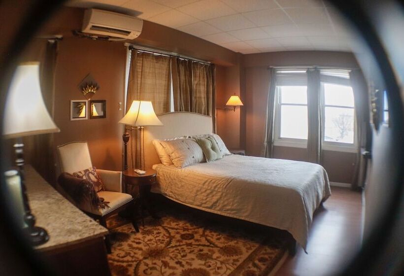 فندق Fountain View Inn