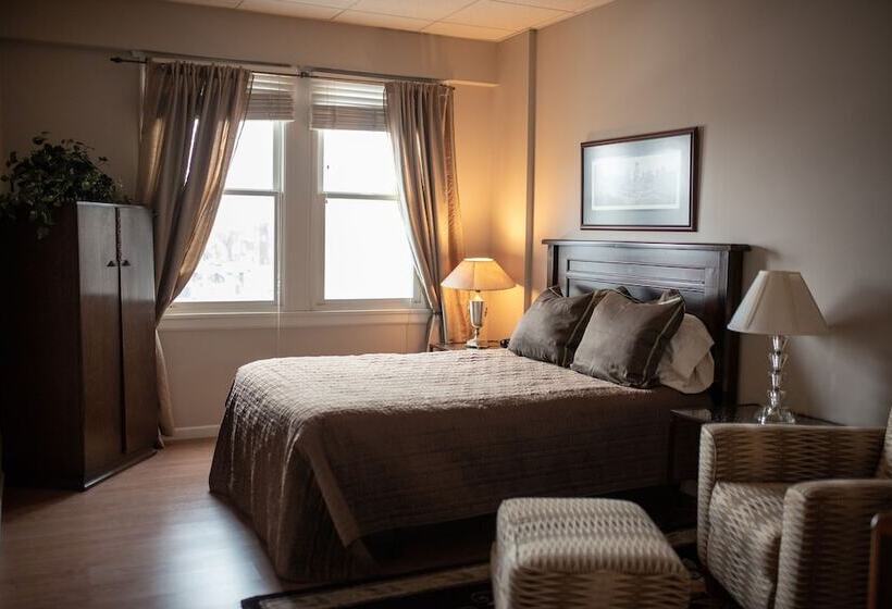 فندق Fountain View Inn